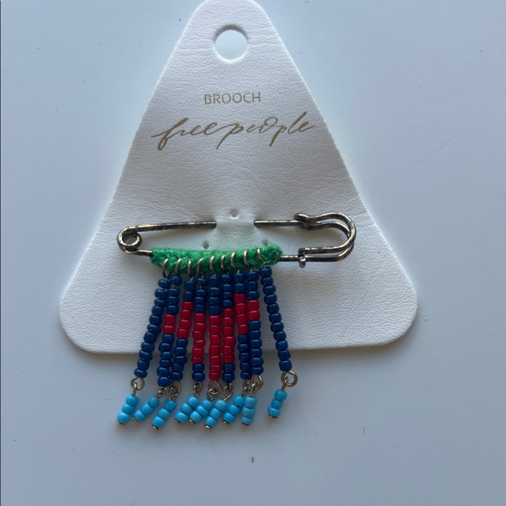 Free People Blue and Red Beaded Brooch with heart design - Picture 3 of 3